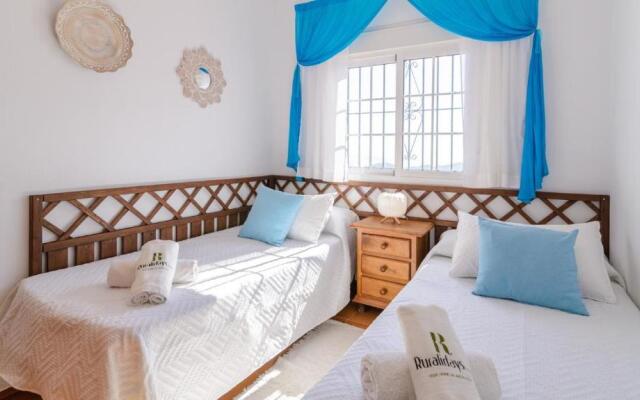 Casa El Monte Torrox by Ruralidays