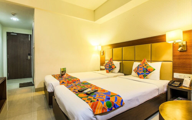 Fabhotel The Pinnacle