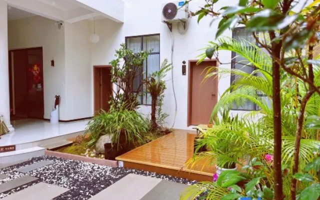 HongFei Villa – Outside – Dehong