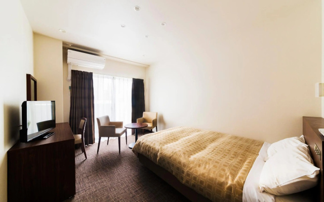 Kanku Izumisano First Hotel – Guest Rooms – Izumisano