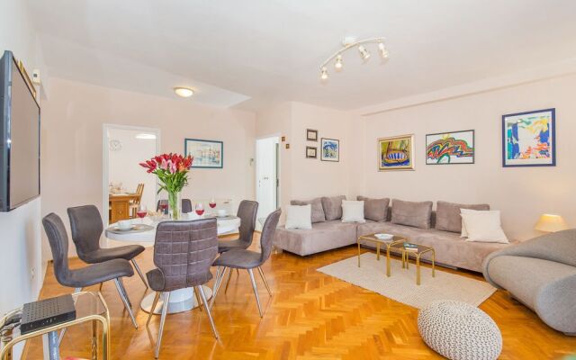 Apartment Panorama Rozat