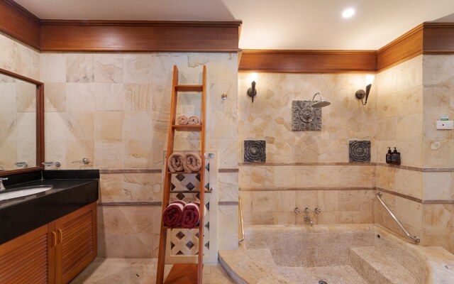 Indra Maya Pool Villas