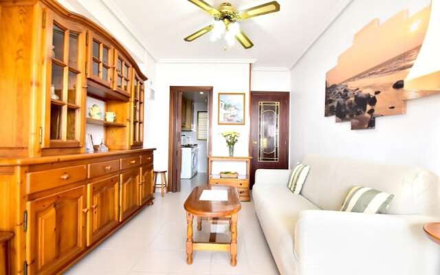 Apartment with One Bedroom in Benidorm, with Wonderful City View And Pool Access - 700 M From the Beach