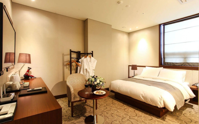 Rosana Hotel