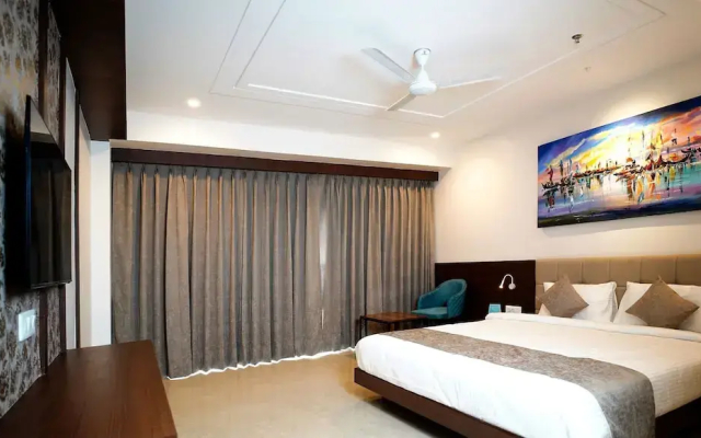 Swarna Hotel & Resort