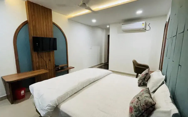 The Gamora Hotel