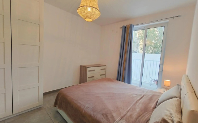 Large Central Apartment Near Valletta & Seafront