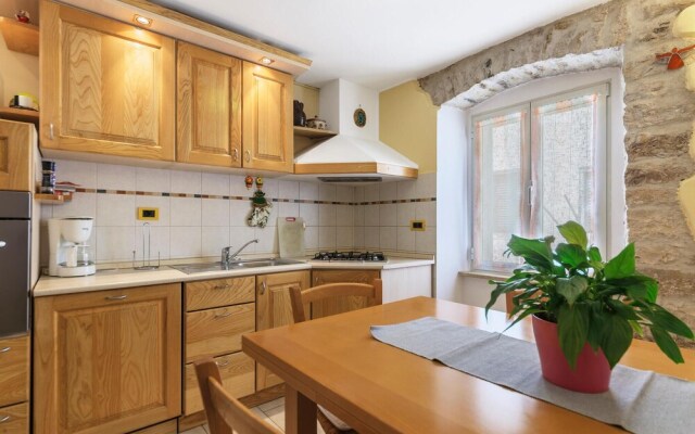 Nice Home in Fazana With Wifi and 2 Bedrooms