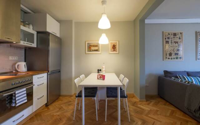 Fm Premium 1 Bdr Apartment Funky Design