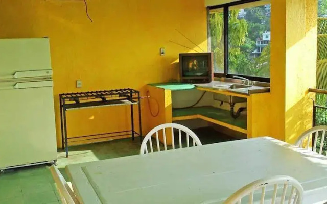 Casa De Huespedes El Tesoro