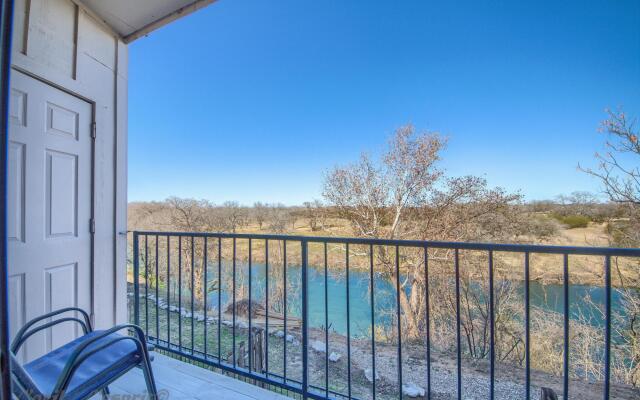 Seele Street River Retreat SS B11