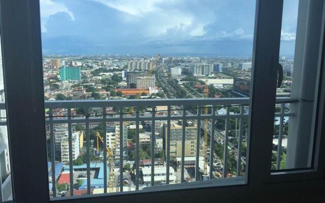 SeaBreeze at Breeze Residences