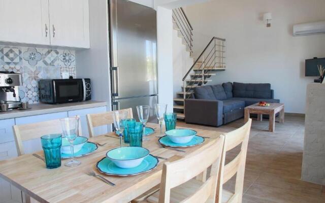 Xaradiotis House - A modern home away from home