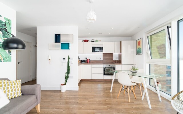 Lovely Studio Flat w/ Terrace in Southeast London