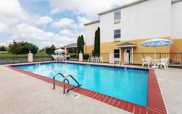 Super 8 La Grange KY