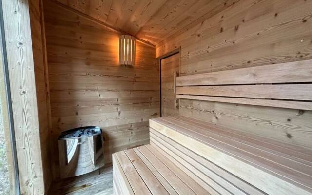 Holiday Home Under the Trees