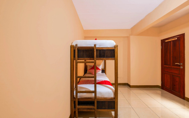 OYO 2900 New Bukit Kasih