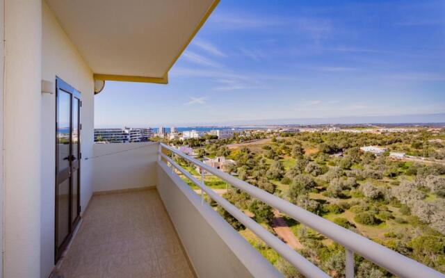 Mar & Serra Palmira 2BDR Apartment by LovelyStay