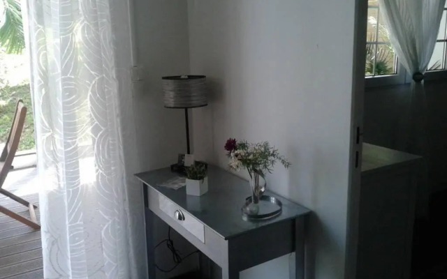 TICASE SOLEIL - F2 tout confort, terrasse, jardin privatif, DIDIER