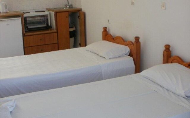 Adonis Apartments