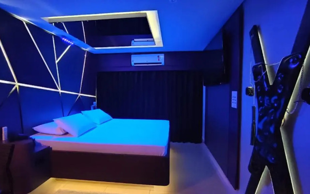 Swing Motel