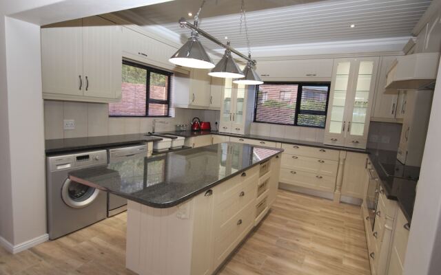 Luxurious and With Beautiful Views