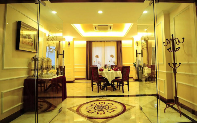 A25 Hotel - 15 Tran Quoc Toan