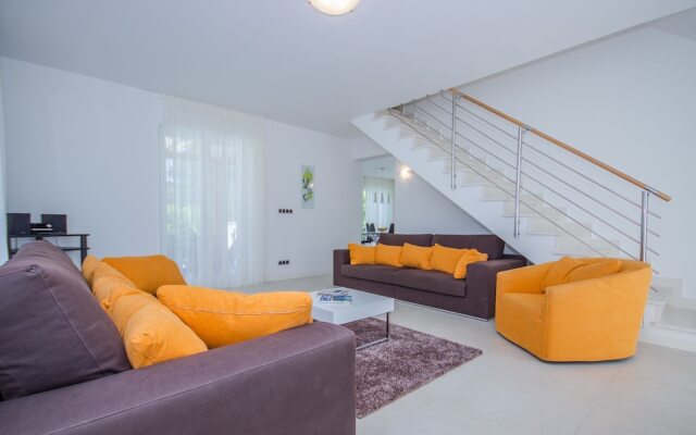 Villa Rose