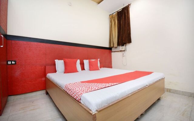 Oyo 29852 Hotel Golden View
