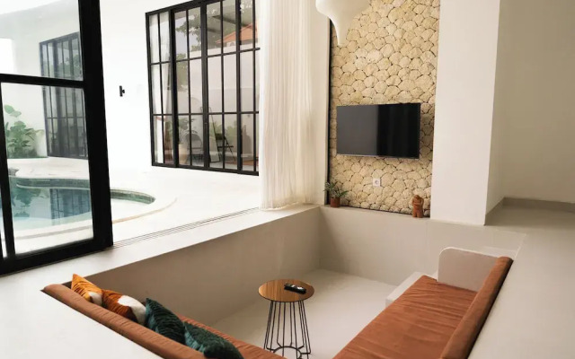 Tropical 2BR Private Villa, 6min Pererenan Beach