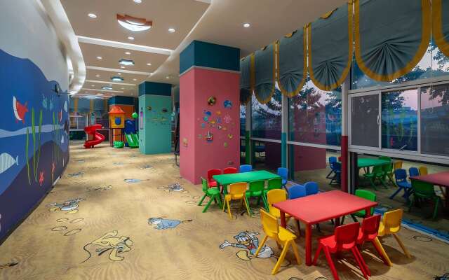 Ramada Plaza Taian