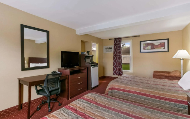 Rodeway Inn & Suites