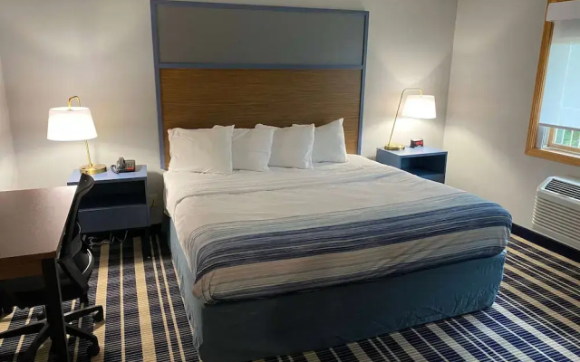AmericInn by Wyndham Chanhassen