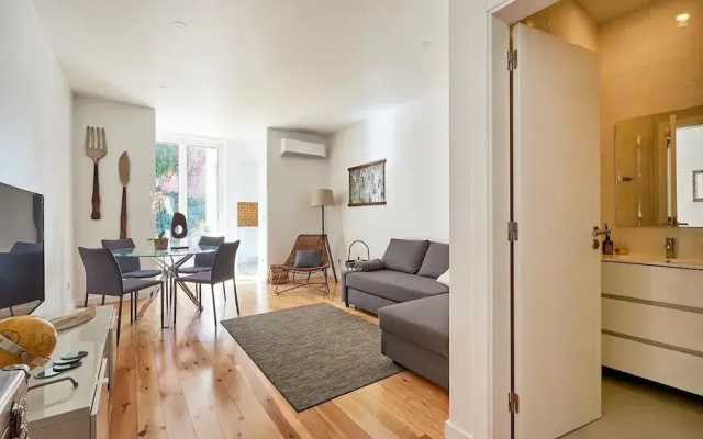 Modern 1-Bed With Ac & Private Terrace