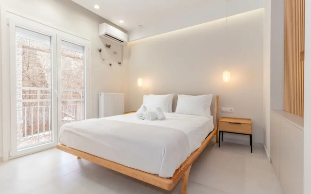 Sunny & Luxurious Penthouse with Terrace