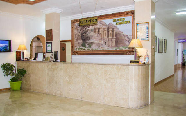 Al Anbat Hotel & Restaurant