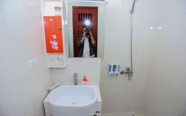 Indochina Queen 2 Hotel