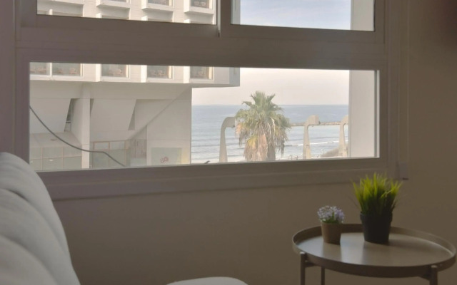 2BR Hayarkon Beach Front Holiday Suit