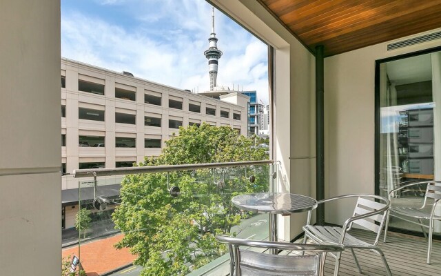 QV City Central Viaduct Area with Carpark - 927