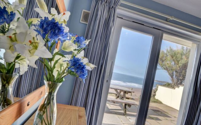 Flat 8 Clifton Court