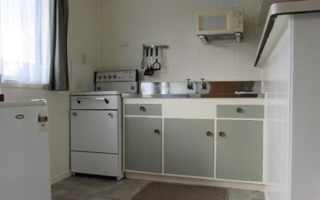 Pukenui Lodge Motel & Hostel/Backpackers