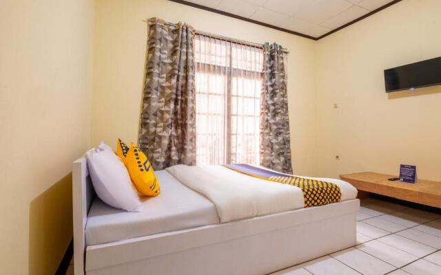 Super OYO 2672 Bee M Syariah