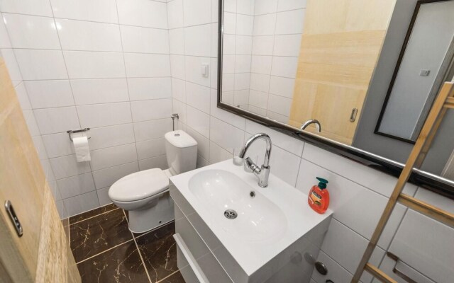 Nice Home in Kampor With 7 Bedrooms, Internet and Outdoor Swimming Pool