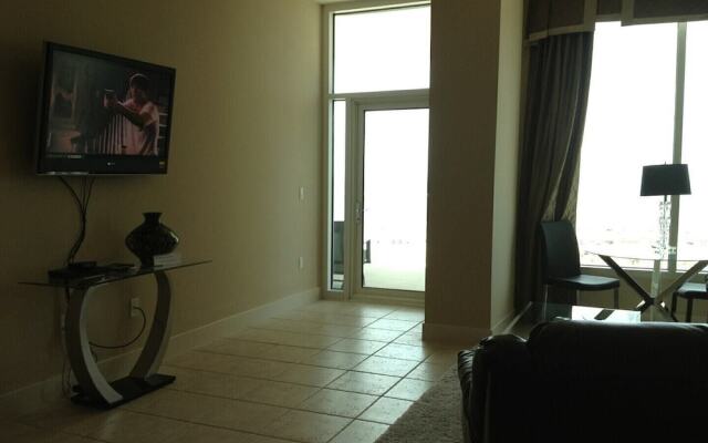 Emerald by the Sea 1012