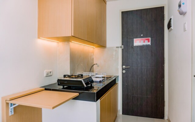 Warm And Simply Look Studio Room At Serpong Garden Apartment