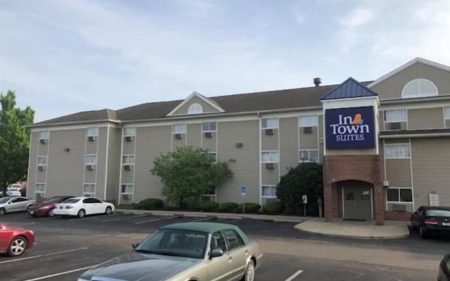 InTown Suites Extended Stay Cincinnati OH - Fairfield