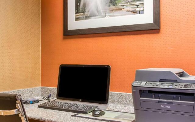 Comfort Inn & Suites