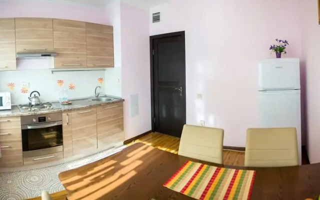 AHome 09 at Balzak str