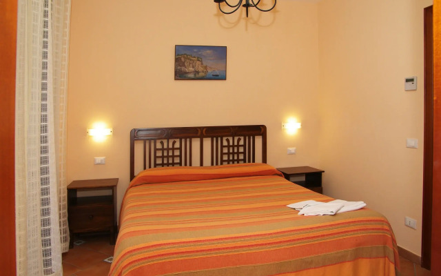 DolceVita Sorrento Guest House