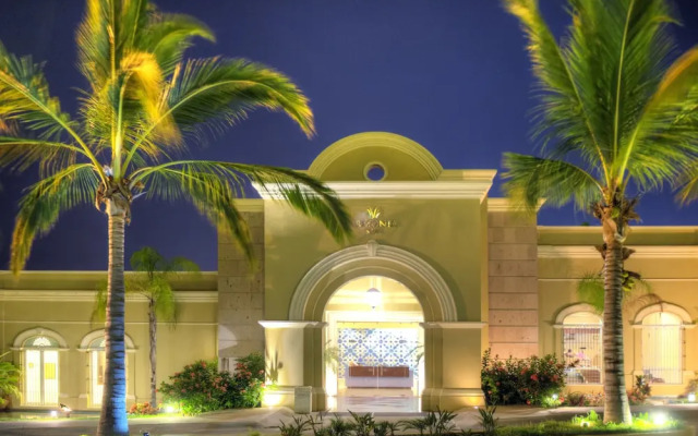 Pueblo Bonito Emerald Luxury Villas & Spa - All Inclusive